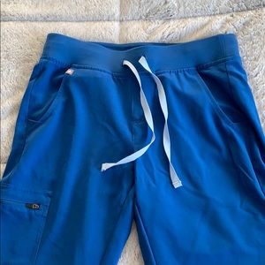 Figs joggers size small